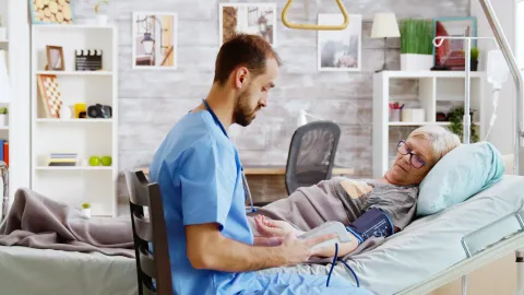 Senioren- und Patientenpflege